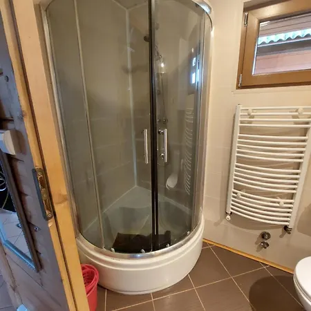 Деревянный коттедж Fraszka - Caloroczne Mielenko *